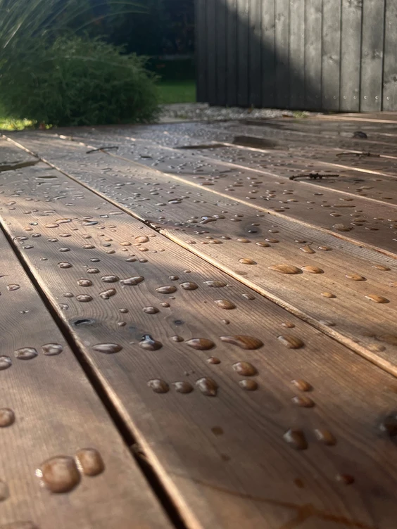 Beskyt terrassen med GORI Terrasseolie 
